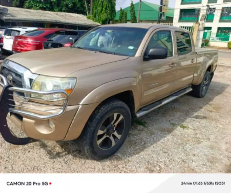 Toyota Tacoma   - 2007