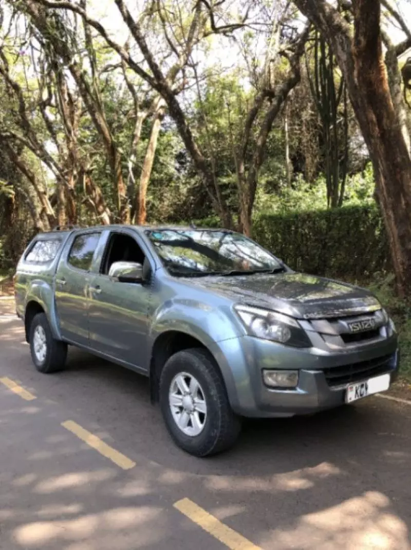 Isuzu D-Max   - 2011