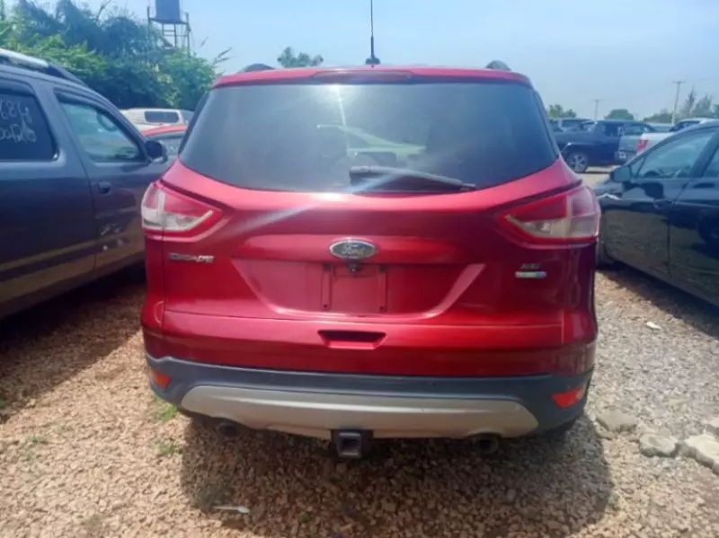 Ford Escape   - 2014