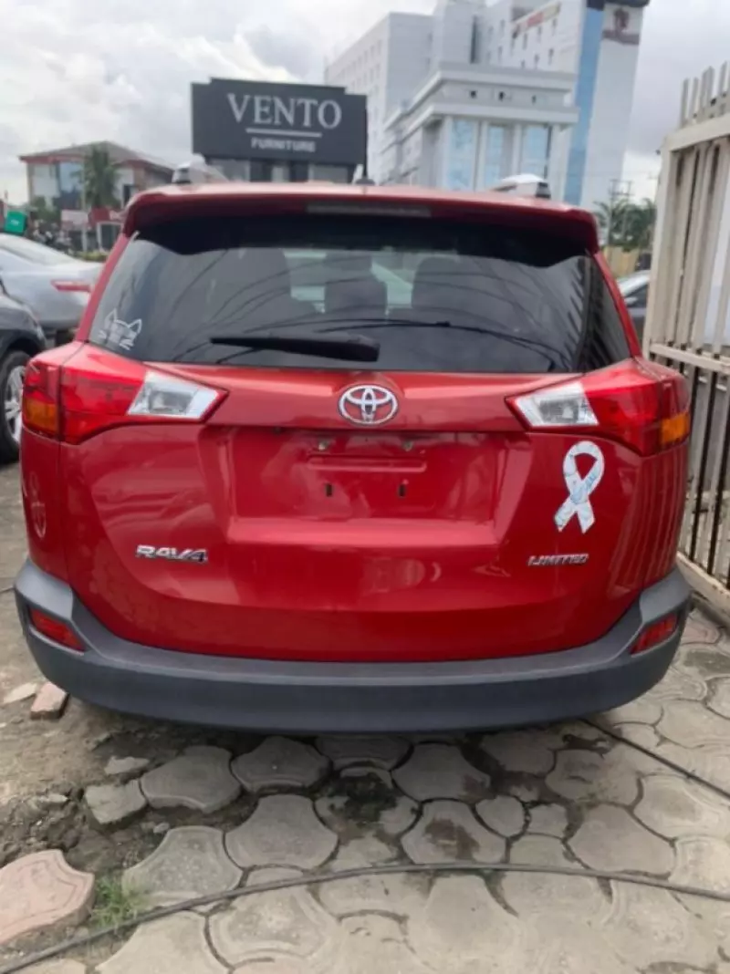 Toyota RAV 4   - 2014