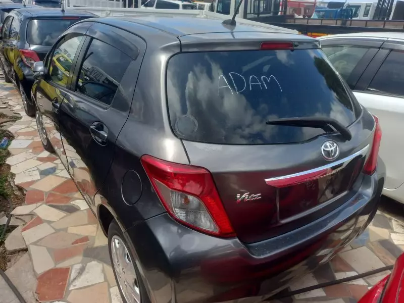 Toyota Vitz   - 2014