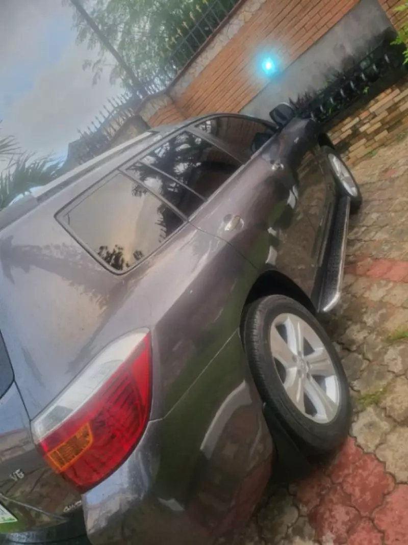 Toyota Highlander   - 2009