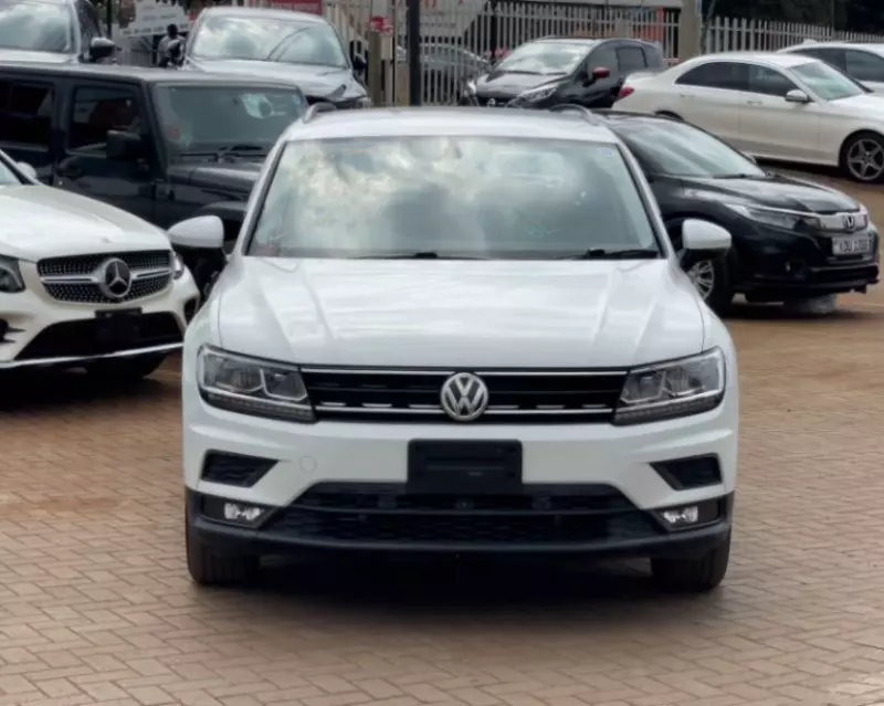 Volkswagen Tiguan   - 2018