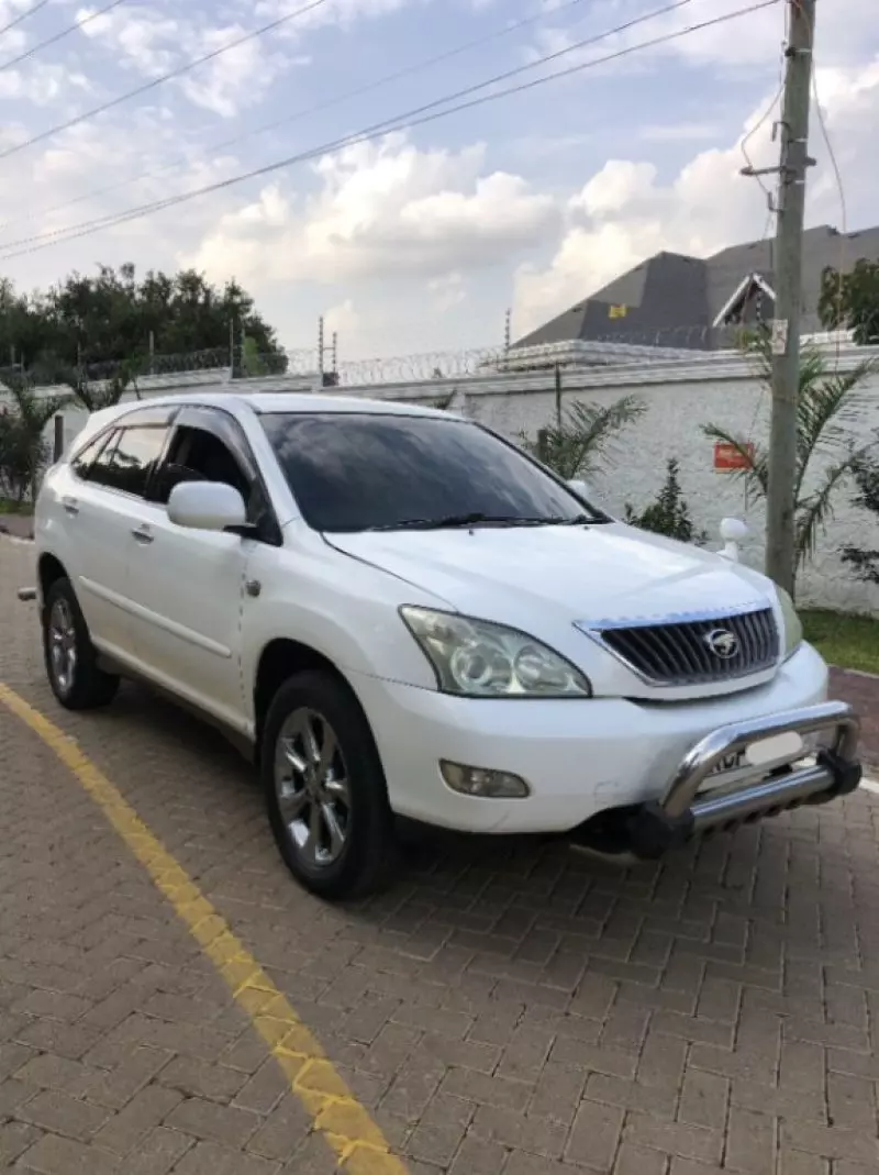 Toyota Harrier   - 2008