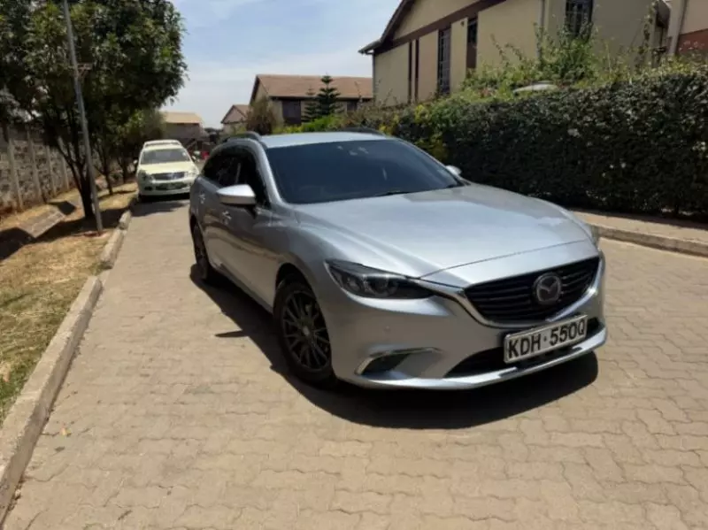 Mazda Atenza    - 2015