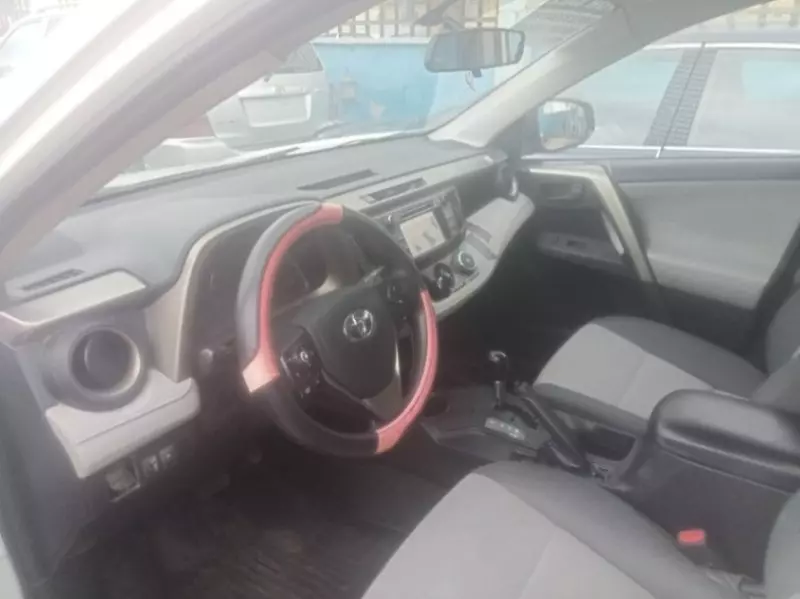 Toyota RAV4   - 2015