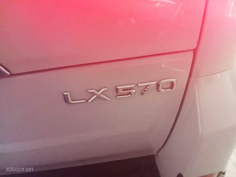 Lexus LX 570   - 2016