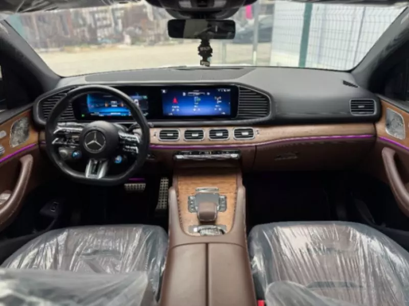 Mercedes-Benz GLE 53 AMG   - 2024
