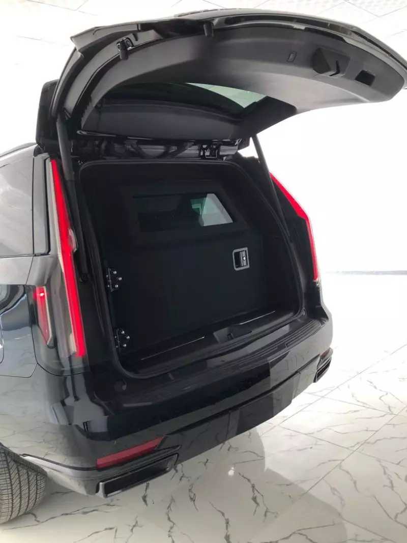 Cadillac Escalade   - 2023