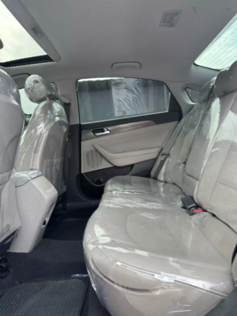 Hyundai Sonata   - 2016