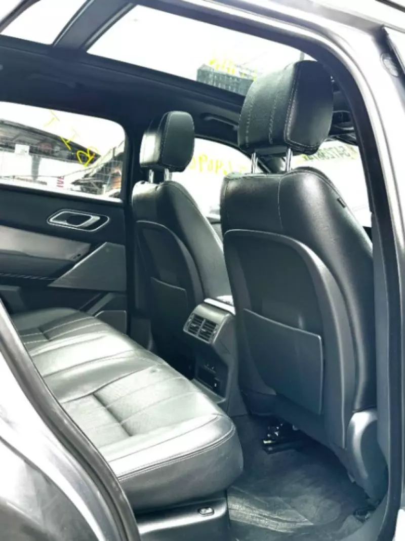 Land Rover Range Rover Velar   - 2022