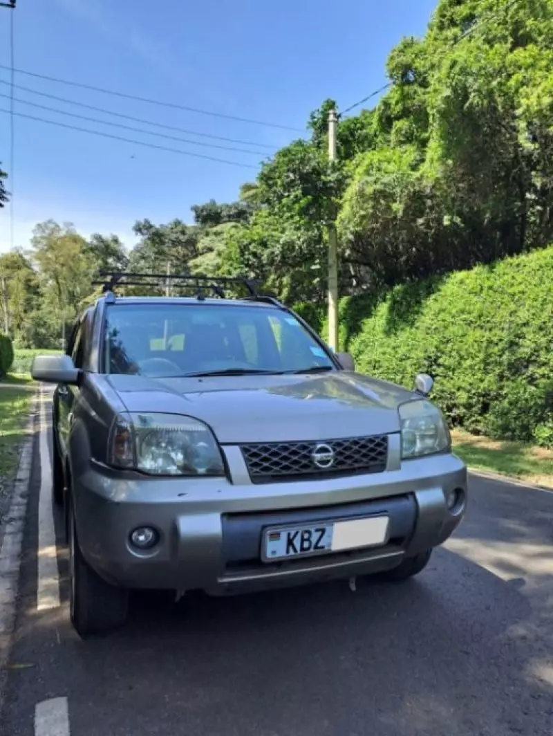 Nissan X-Trail   - 2006
