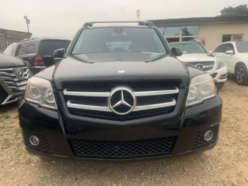 Mercedes-Benz GLK 350   - 2010