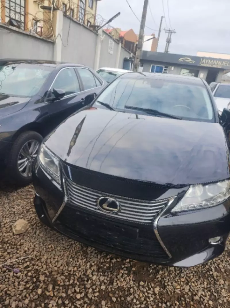 Lexus ES 350   - 2014