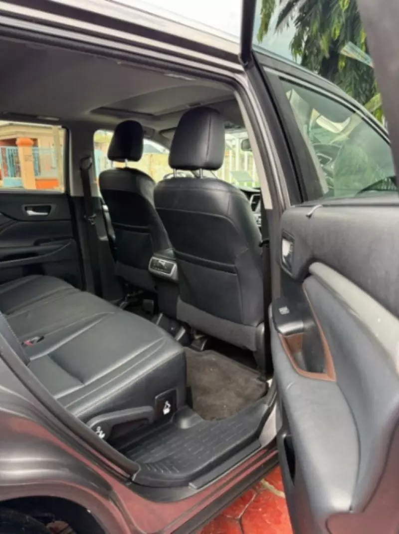 Toyota Highlander   - 2015