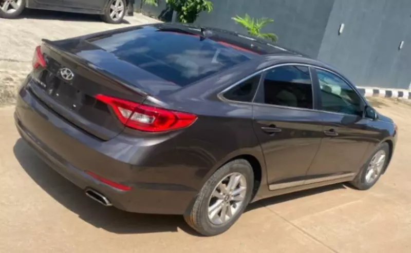 Hyundai Sonata   - 2015