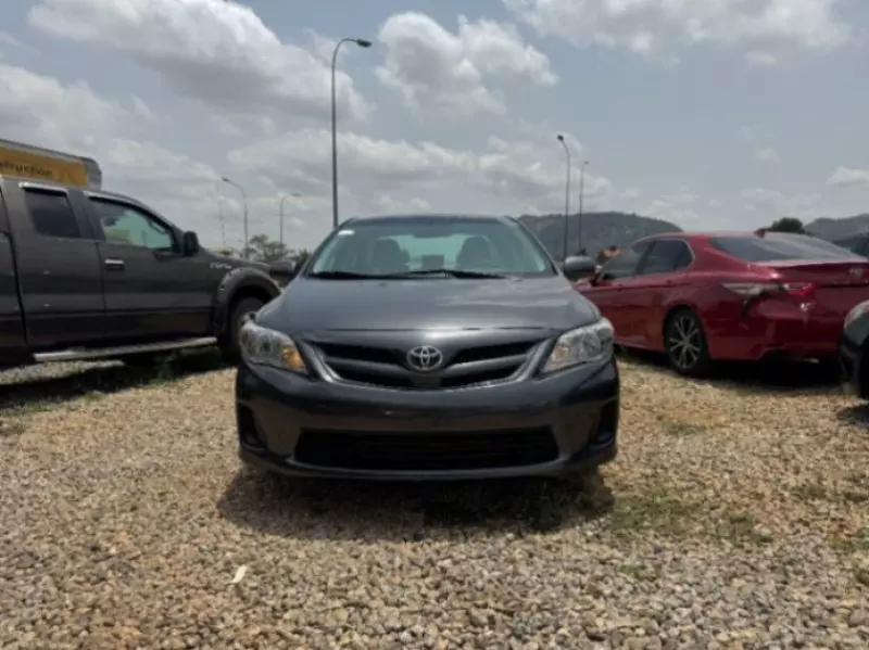 Toyota Corolla   - 2013