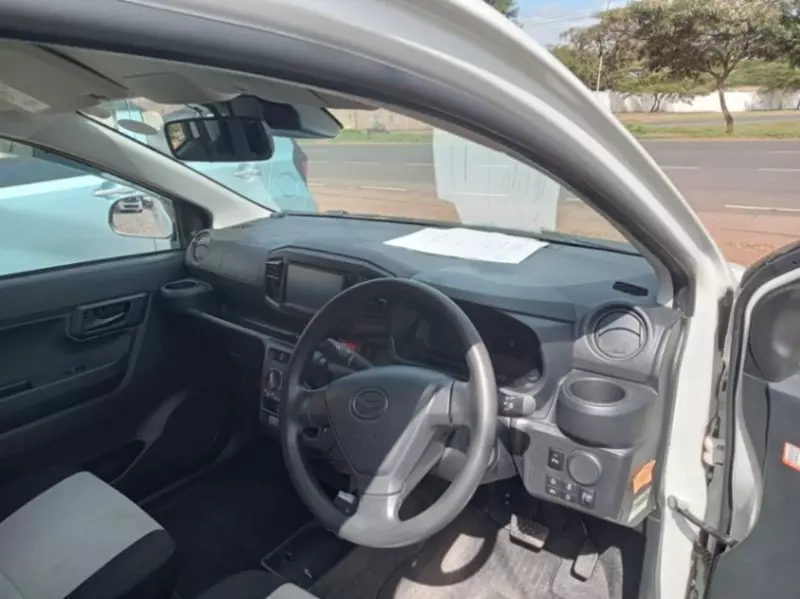 Daihatsu Mira    - 2018