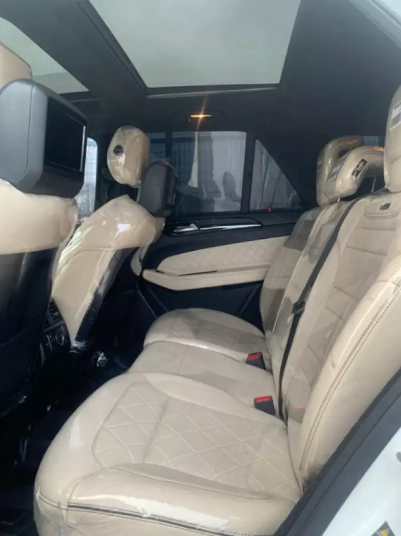 Mercedes-Benz GLE 400