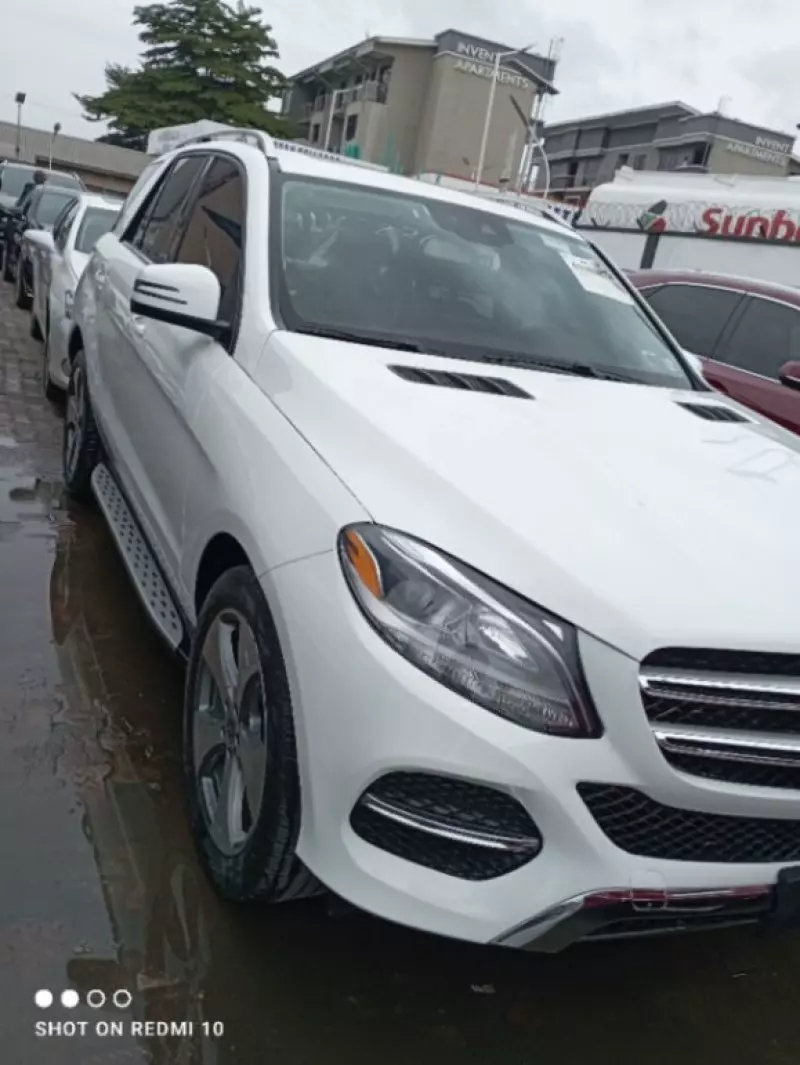Mercedes-Benz GLE 350   - 2017