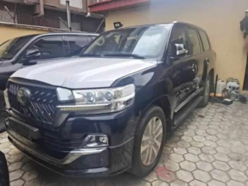 Toyota Prado   - 2021