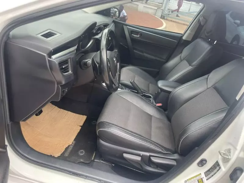 Toyota Corolla   - 2015