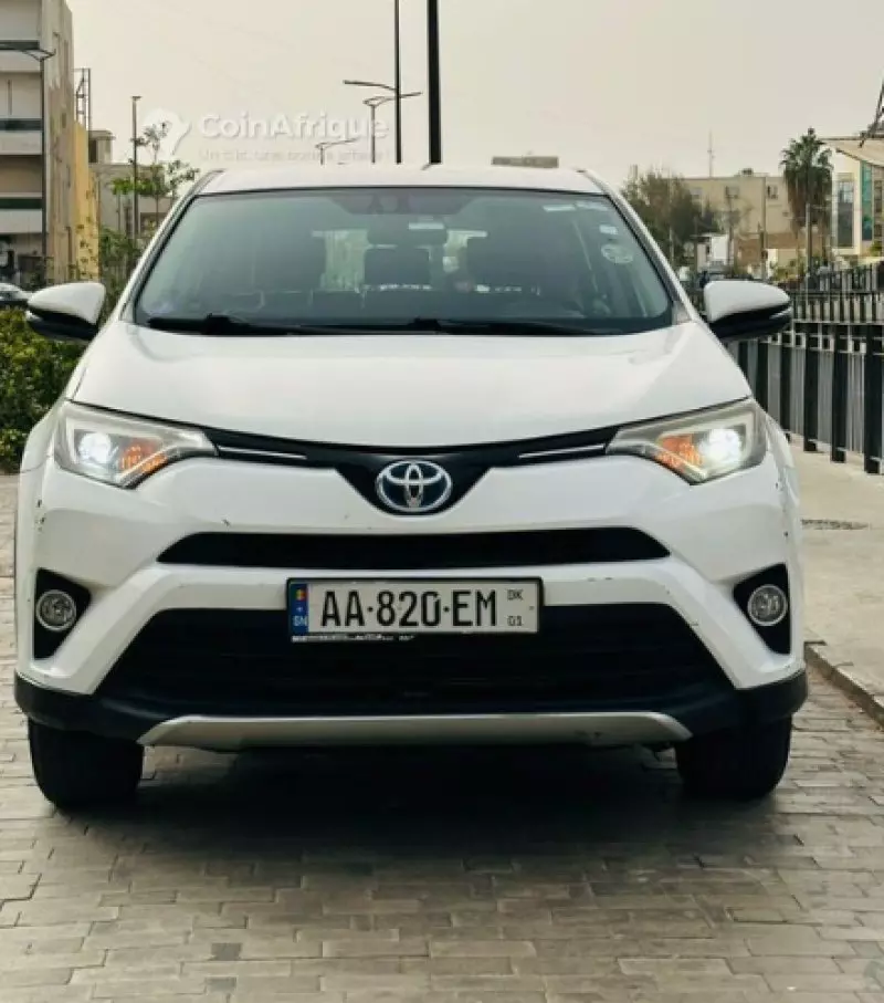 Toyota RAV 4   - 2018