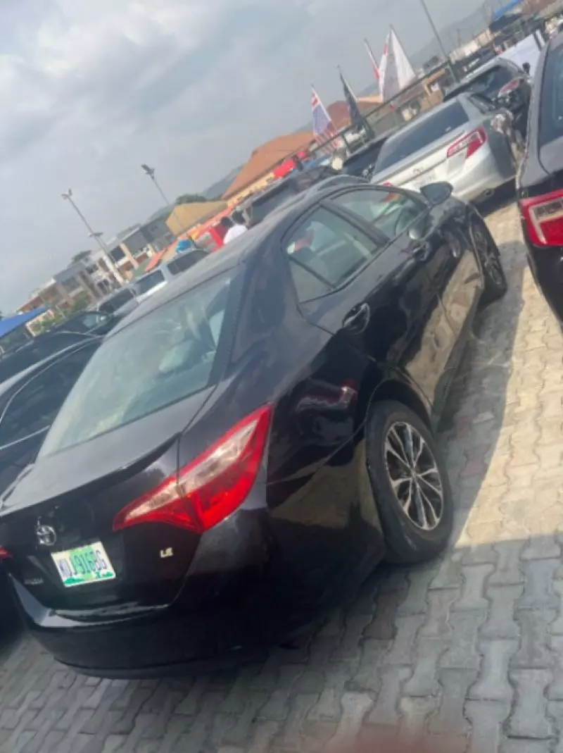 Toyota Corolla   - 2017