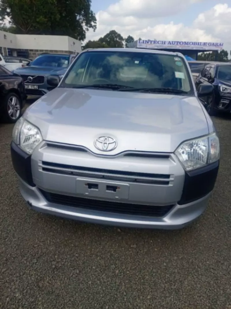 Toyota Probox    - 2018