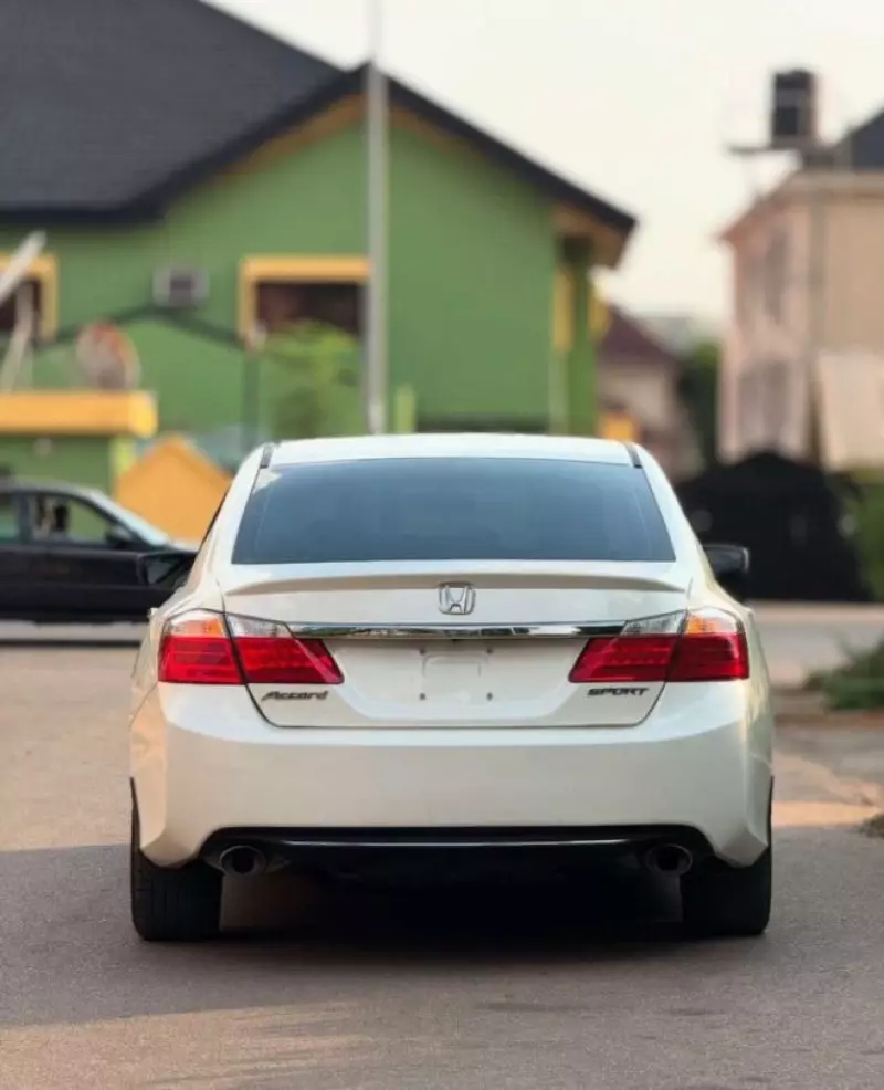 Honda Accord   - 2014