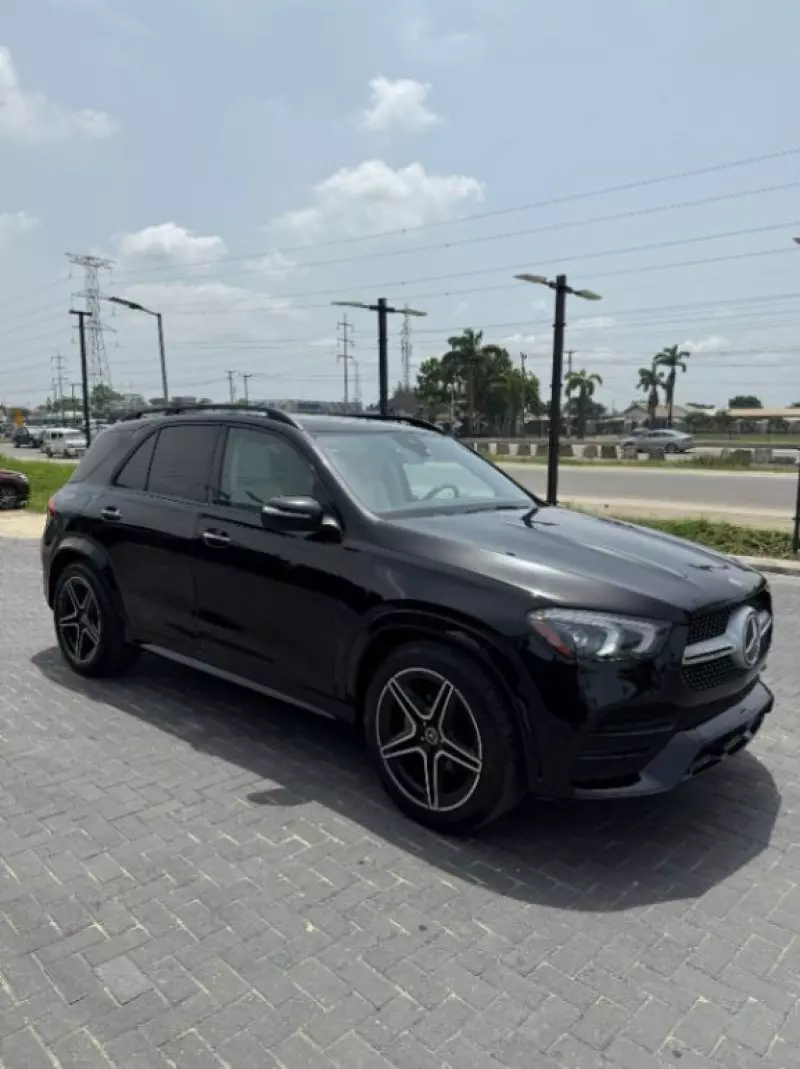 Mercedes-Benz GLE 350 - 2021