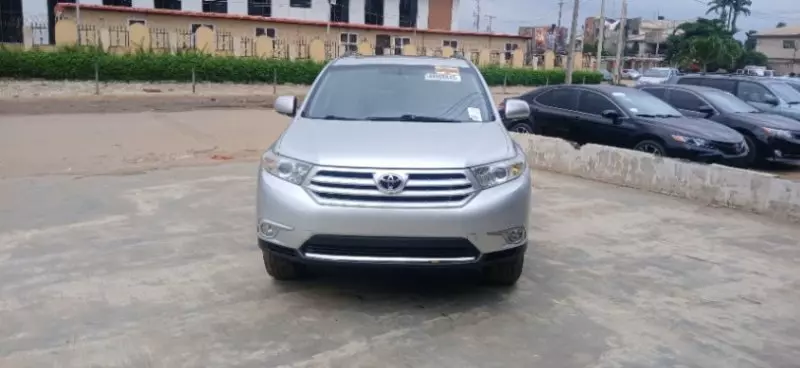 Toyota Highlander   - 2009