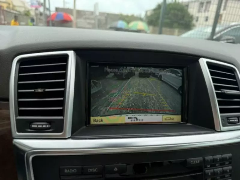 Mercedes-Benz ML 350   - 2012