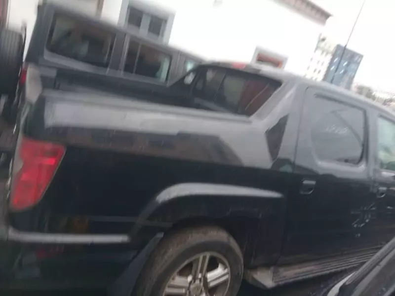 Honda Ridgeline   - 2009