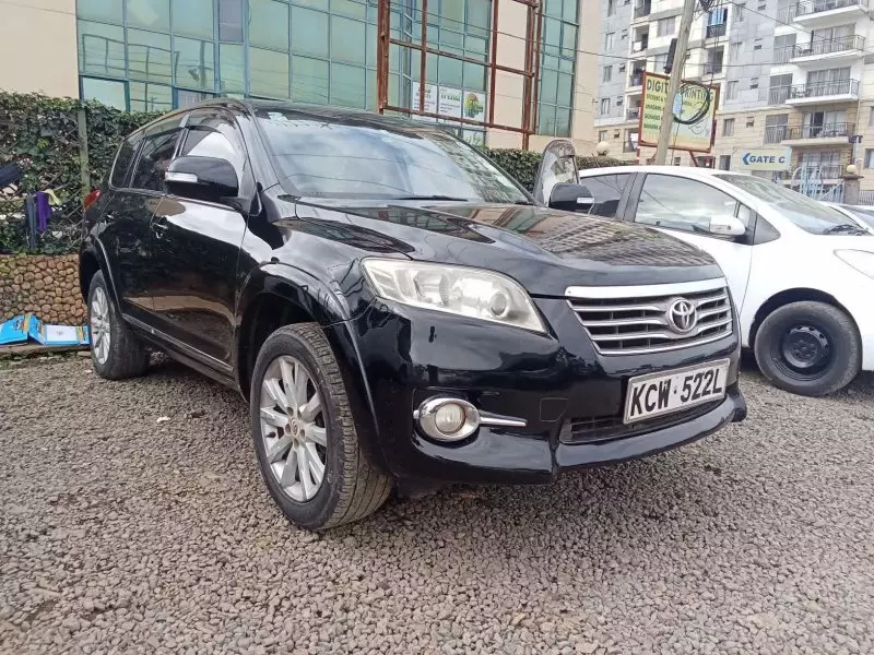 Toyota Vanguard    - 2012