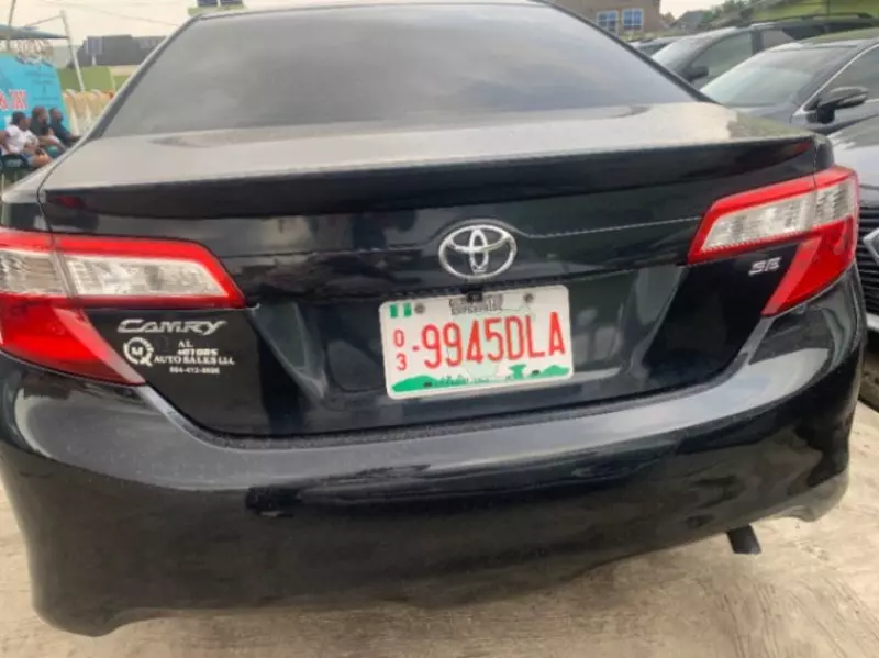Toyota Camry   - 2014