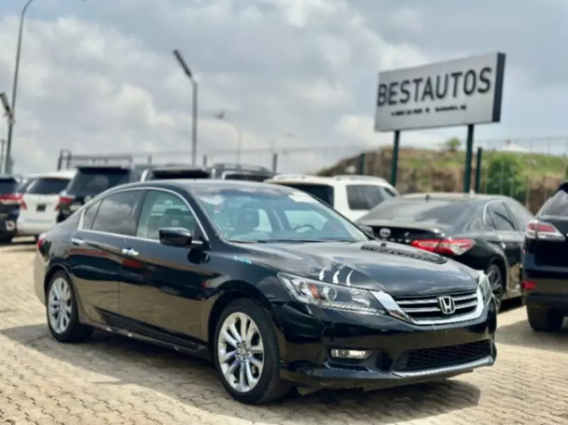 Honda Accord   - 2014