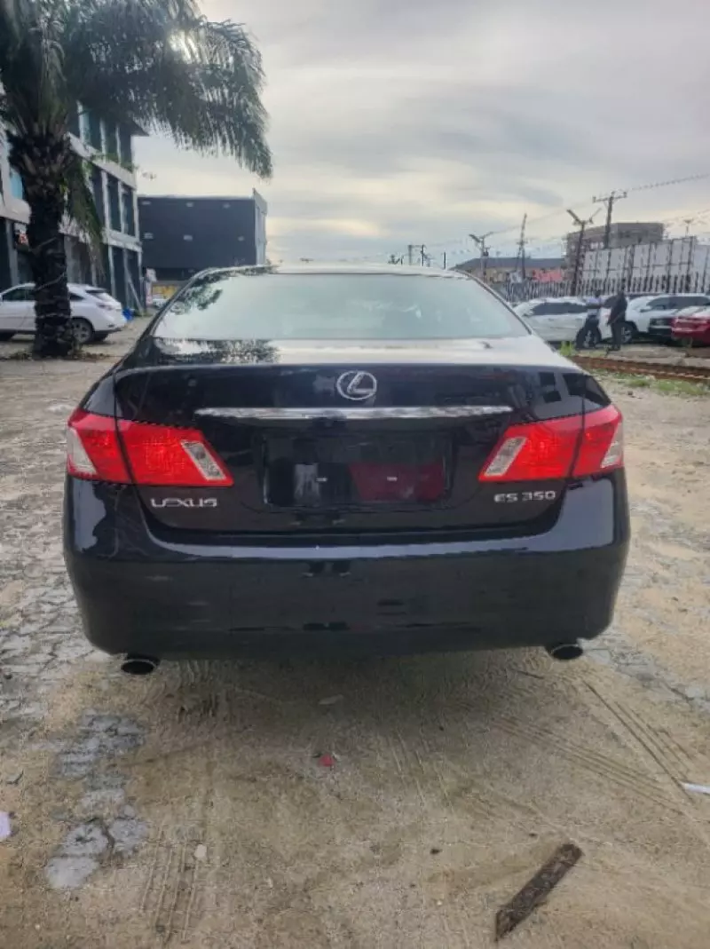Lexus ES 350   - 2009
