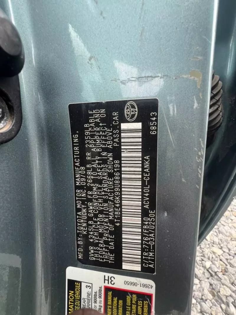 Toyota Camry   - 2009