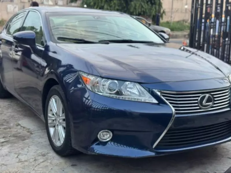 Lexus ES 350   - 2015