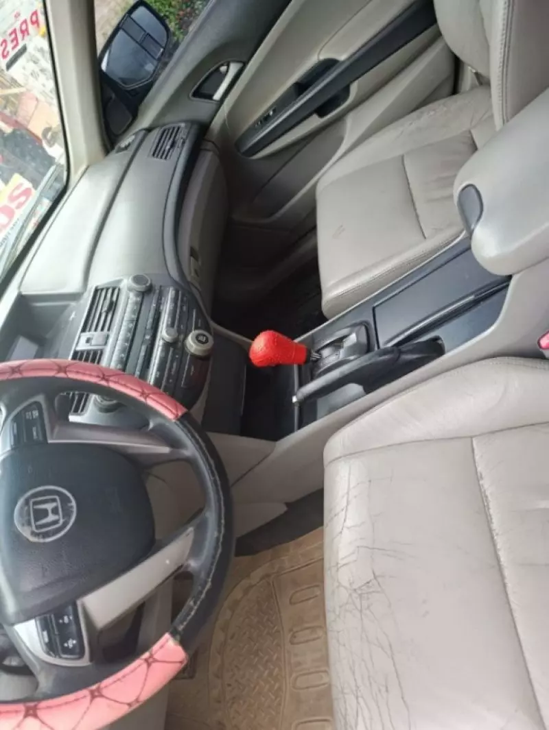 Honda Accord   - 2009