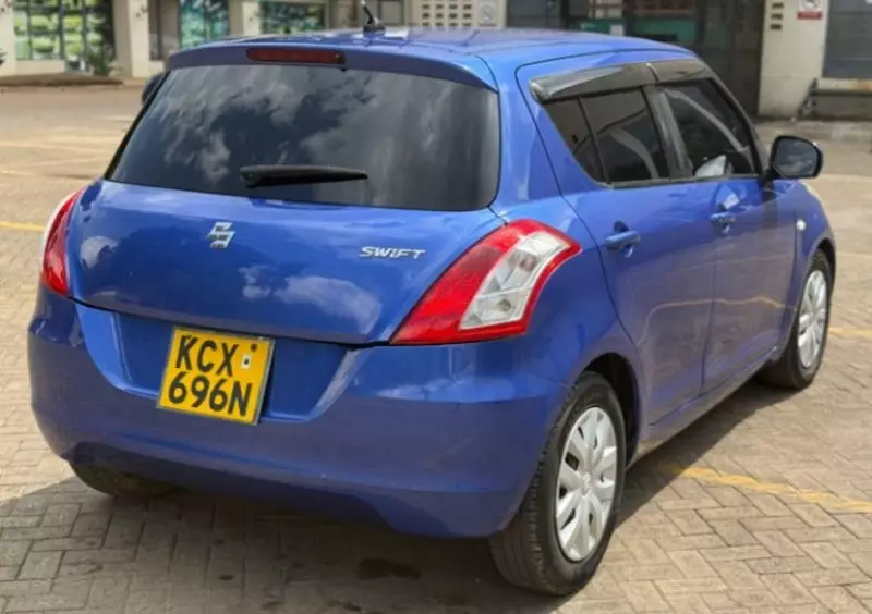 SUZUKI Swift   - 2012