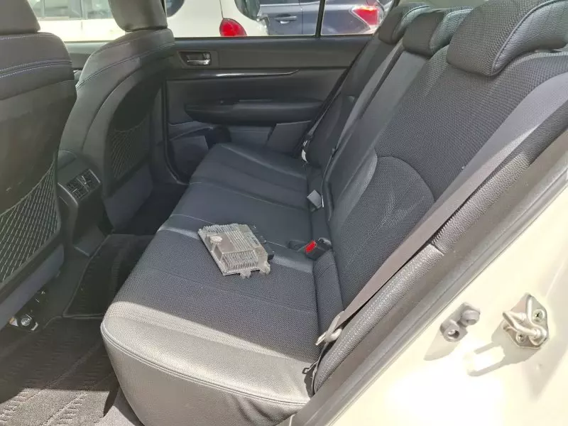 Subaru Legacy - 2012