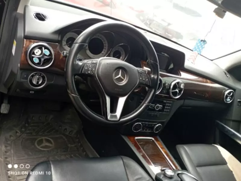 Mercedes-Benz GLK 350   - 2013