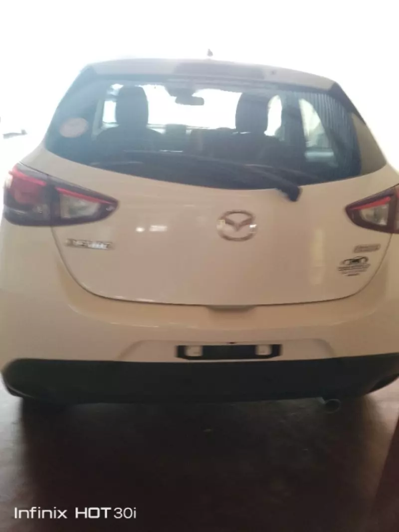 Mazda Demio    - 2016