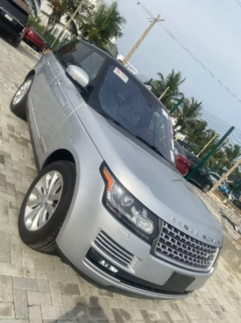 RANGE ROVER HSE LR4