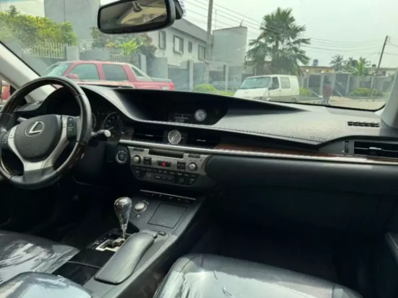 Lexus ES 350   - 2014