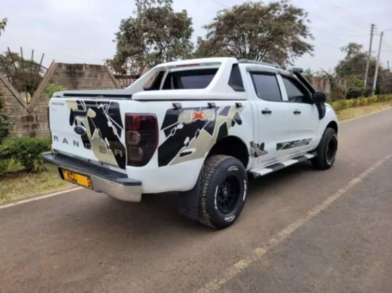 Ford Ranger   - 2013