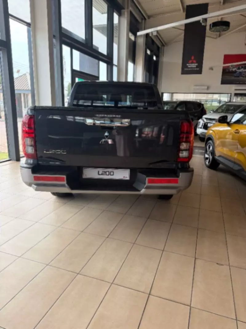 Mitsubishi L200 D/C Sportero A/T