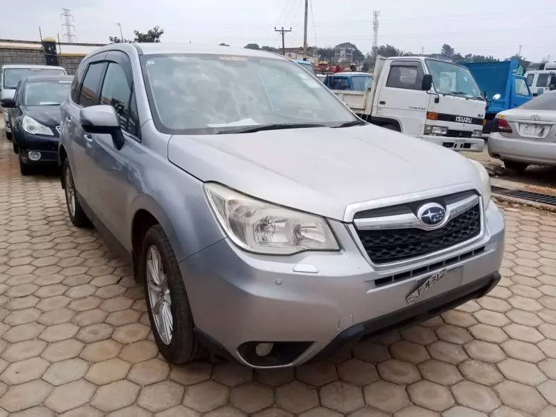 Subaru Forester   - 2015